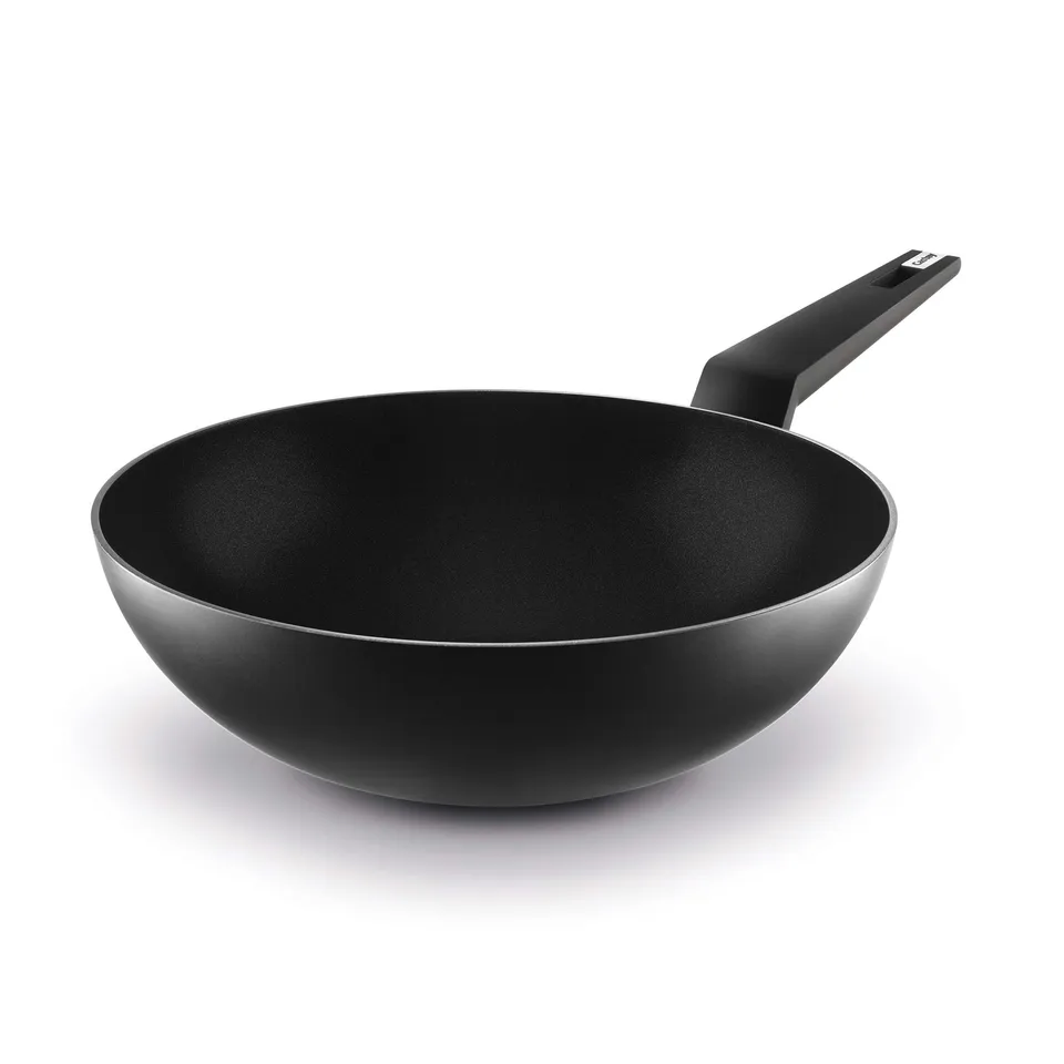 castey-titanium-wok-28-cm-antiadherente-sin-pfoa-full-induction image 1