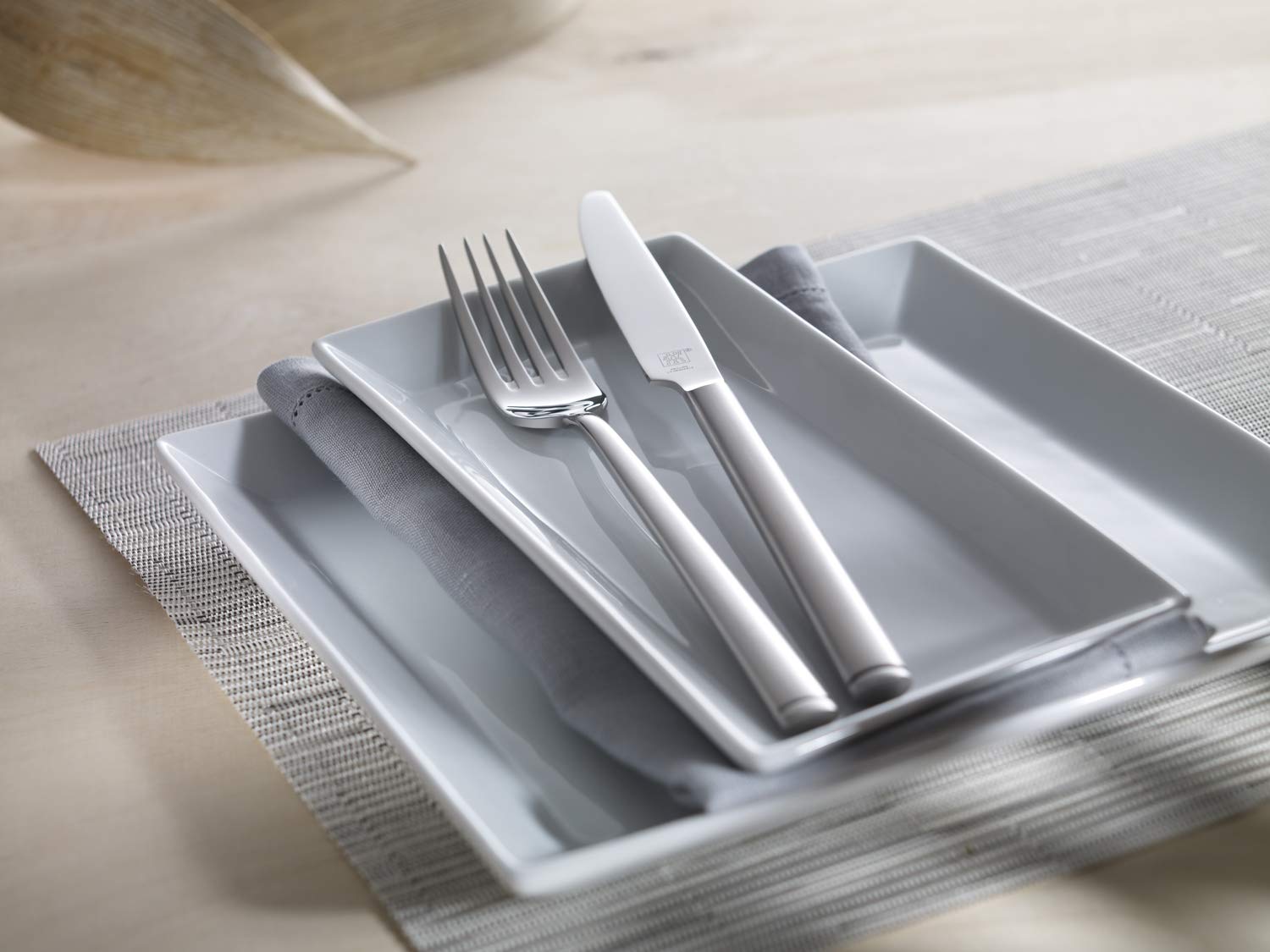 zwilling-senses-set-de-cubiertos-68-piezas-para-12-personas-acero-inoxidable-18- image 5