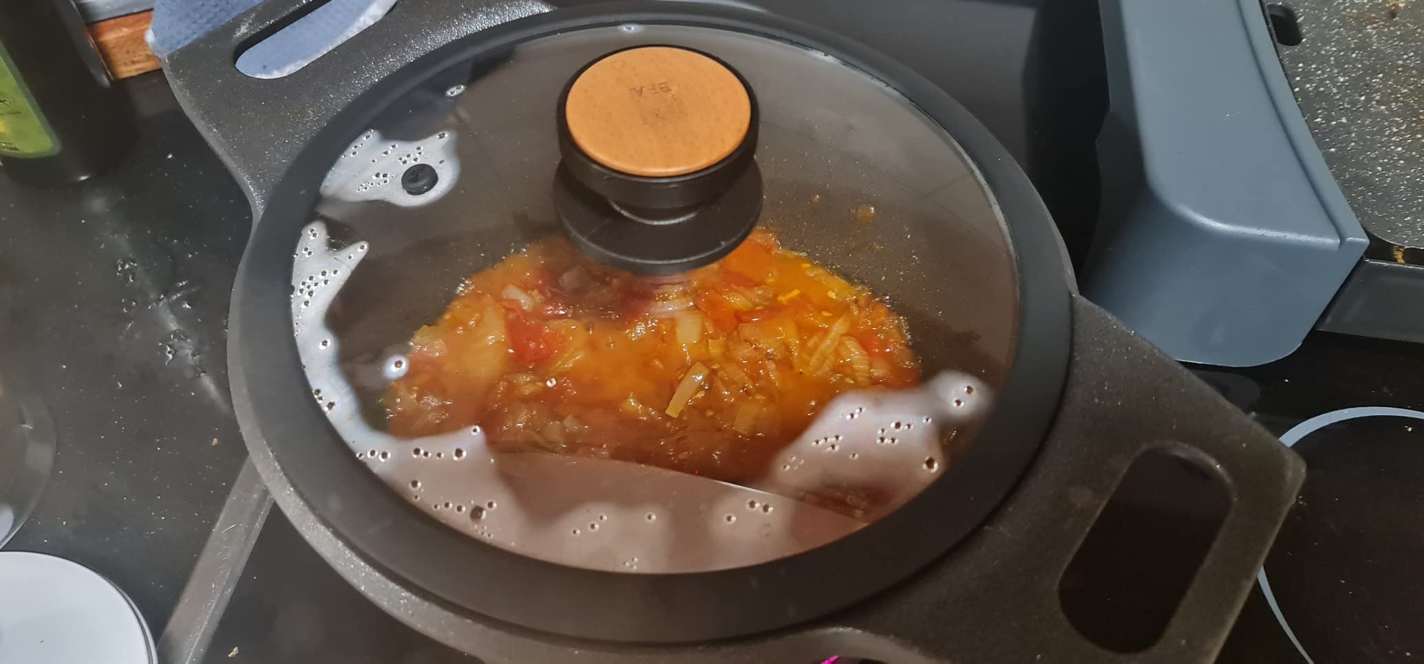 Muy contenta