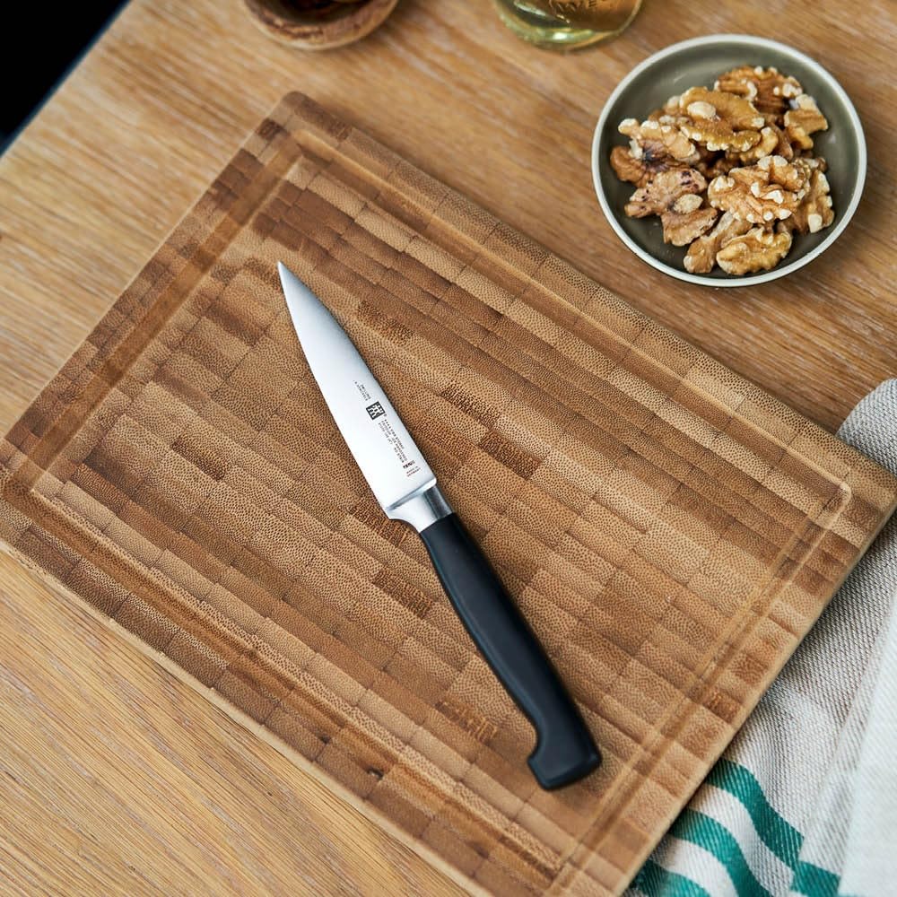 zwilling-four-star-cuchillo-puntilla-10-cm-hoja-forjada-sigmaforge-de-una-pieza- image 8