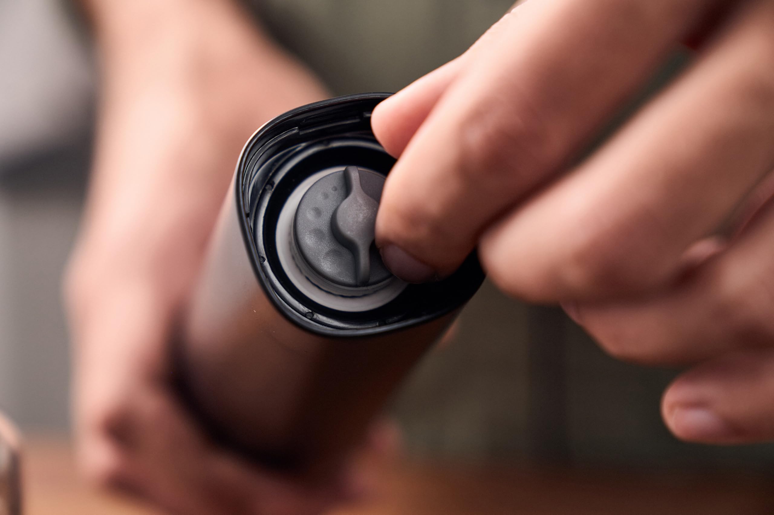 zwilling-z1029-857-juego-de-2-molinillos-de-especias-manuales-de-cer-mica-para-s image 8