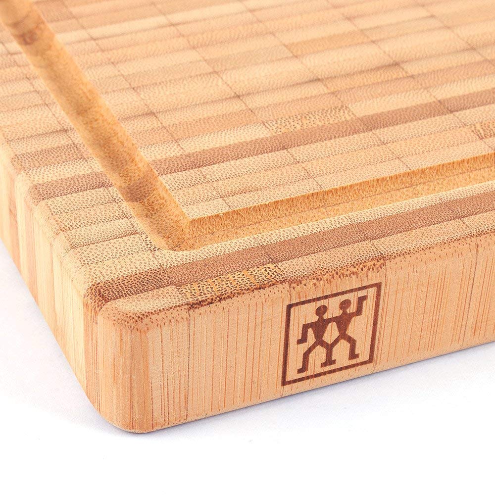 zwilling-30772100-tabla-de-cortar-de-bamb-mediana-rectangular-con-canaleta-antic image 2