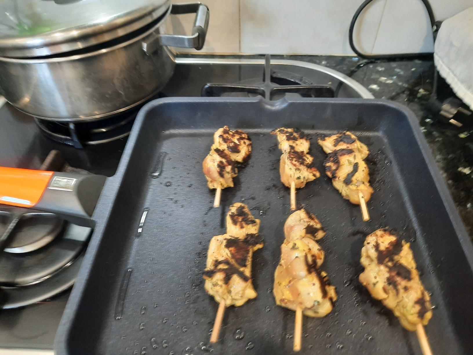 Muy buen grill para inducción