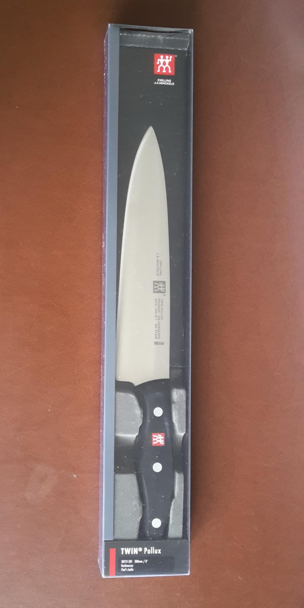 Mi cuchillo de cabecera