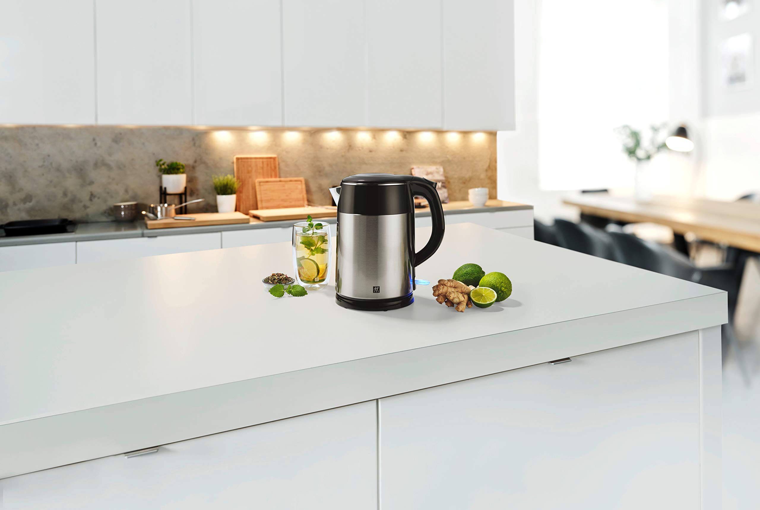 zwilling-hervidor-el-ctrico-de-1-2-l-con-doble-pared-apagado-autom-tico-y-base-3 image 2
