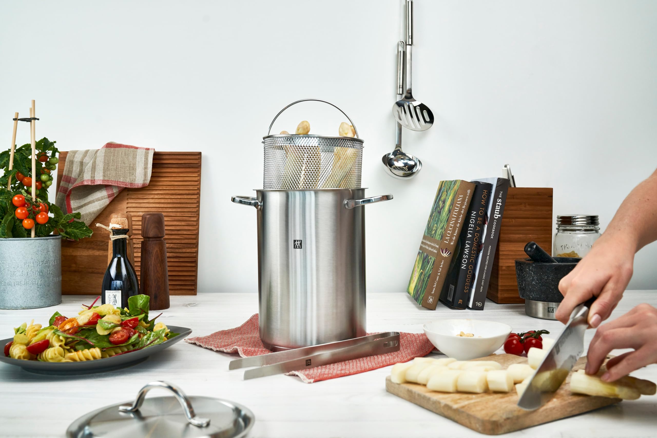 zwilling-twin-specials-olla-para-esp-rragos-de-acero-inoxidable-con-cesta-16-cm- image 4