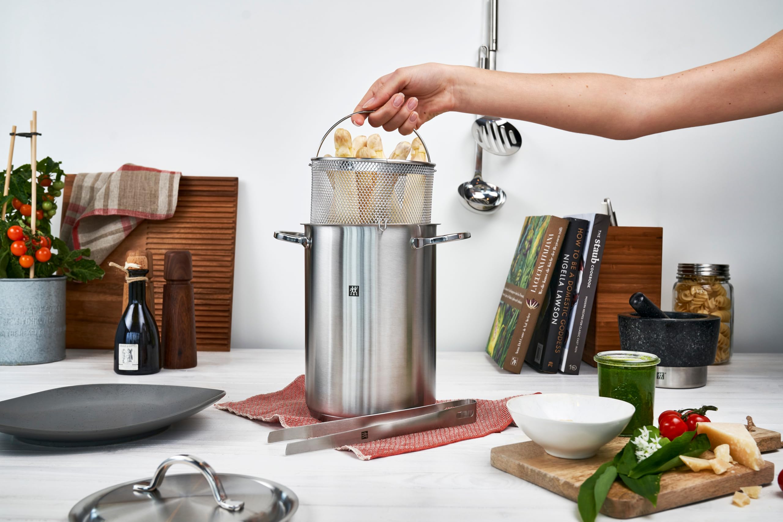 zwilling-twin-specials-olla-para-esp-rragos-de-acero-inoxidable-con-cesta-16-cm- image 5