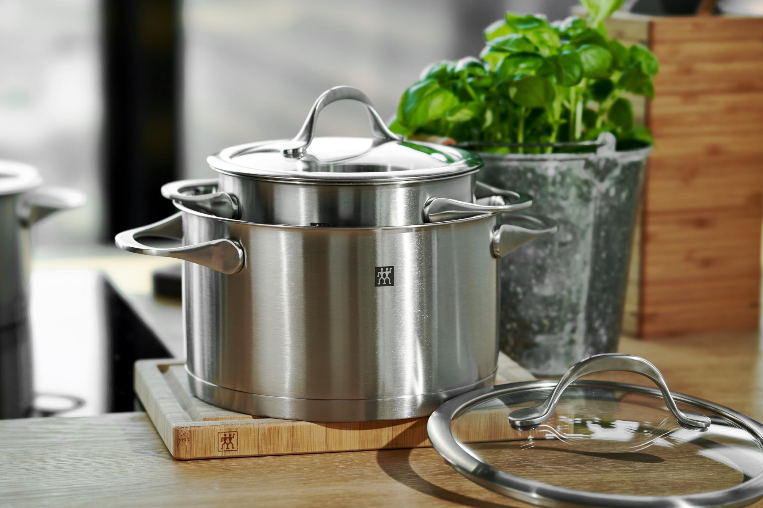 zwilling-essence-bater-a-de-cocina-5-piezas-con-tapas-de-vidrio-acero-inoxidable image 5